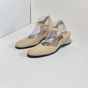 Arche Tan Wedge Shoes